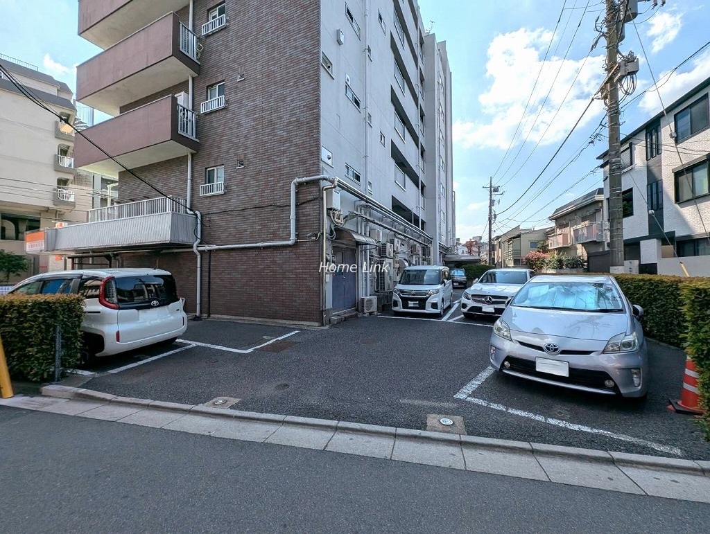 ときわ第一マンション　駐車場出入口